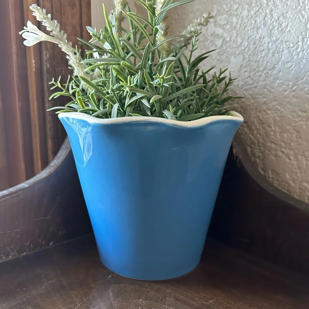 Crate&Barrel Two-Tone Blue Green Pot 6”